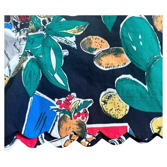 J.Crew Tropical Fruit & Cactus Shorts – Scalloped Hem, EUC, Size 2 - Picture 4 of 6